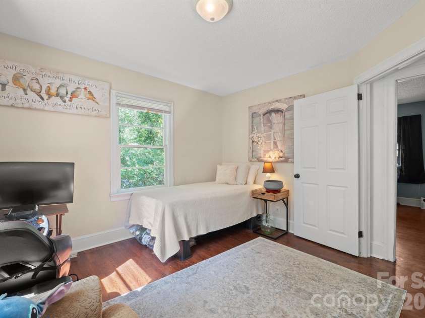907 Mauney Road, Stanley, NC 28164.  MLS# CAR4429379, YatesRealty ID 53720. 