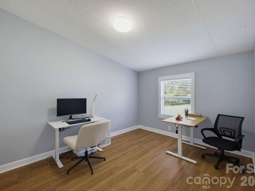 129 Titanium Drive, Statesville, NC 28625.  MLS# CAR4429081, YatesRealty ID 53723. 
