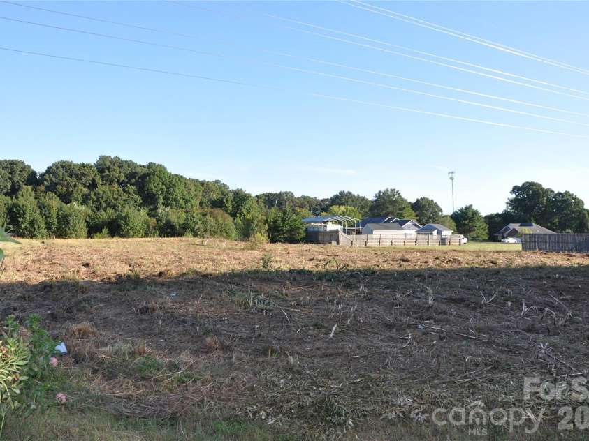 5021 Lancaster Highway, Monroe, NC 28112.  MLS# CAR4429852, YatesRealty ID 53728. 