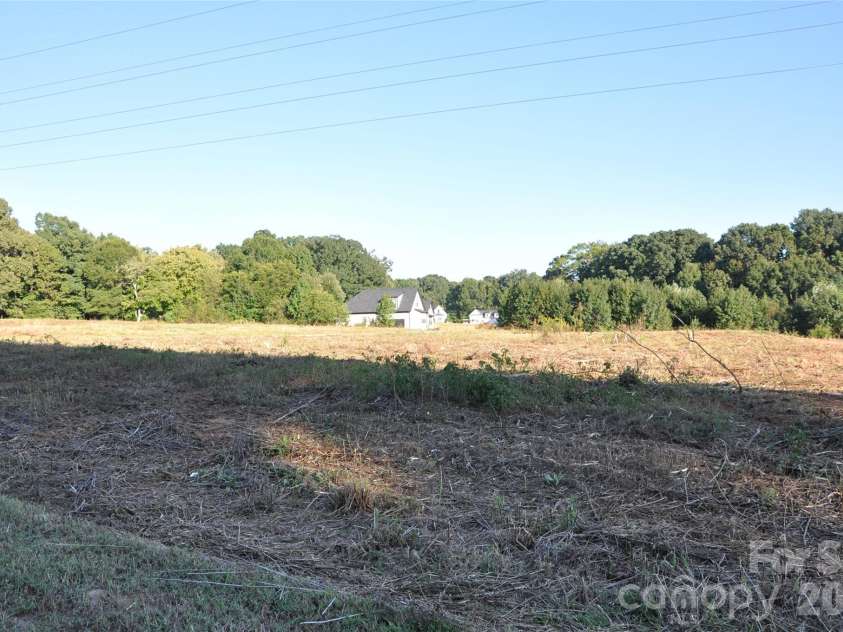 5021 Lancaster Highway, Monroe, NC 28112.  MLS# CAR4429852, YatesRealty ID 53728. 