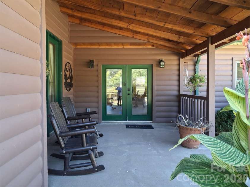 101 Trinity Drive, Clyde, NC 28721.  MLS# CAR4429185, YatesRealty ID 53729. 