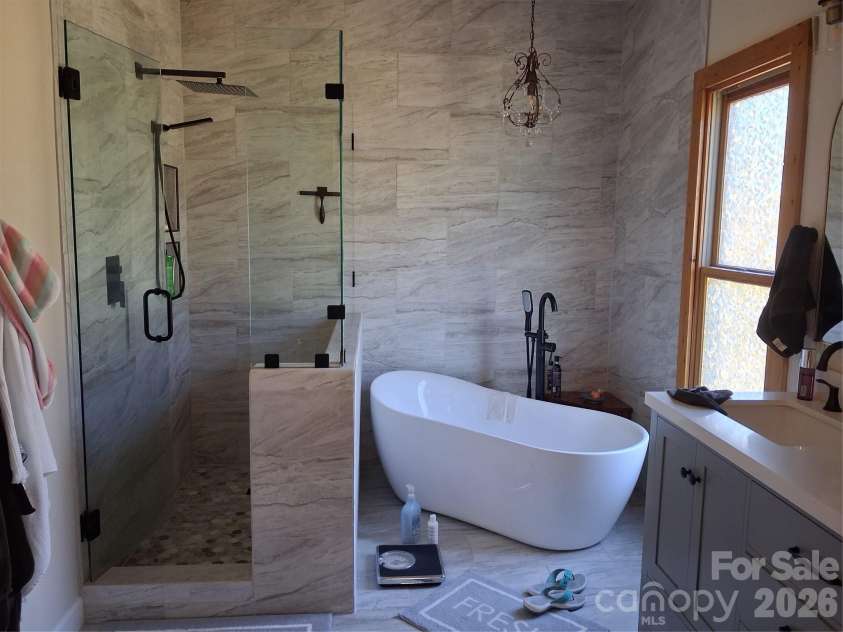 101 Trinity Drive, Clyde, NC 28721.  MLS# CAR4429185, YatesRealty ID 53729. 