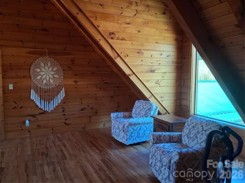 101 Trinity Drive, Clyde, NC 28721.  MLS# CAR4429185, YatesRealty ID 53729. 