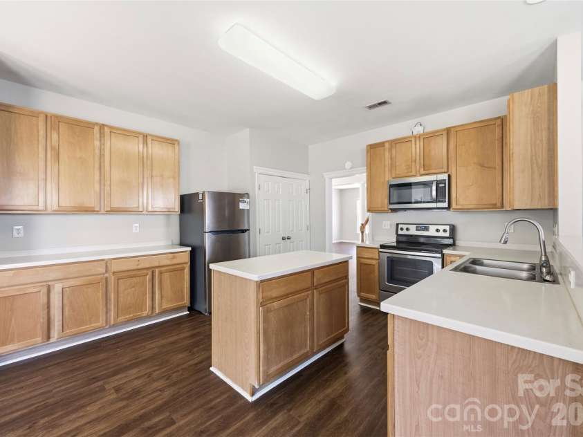 2220 Shumard Circle, Indian Trail, NC 28079.  MLS# CAR4429861, YatesRealty ID 53730. 
