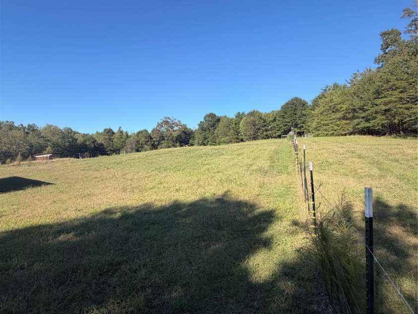 1352 Williamson Road, Shelby, NC 28150.  MLS# CAR4429882, YatesRealty ID 53734. 