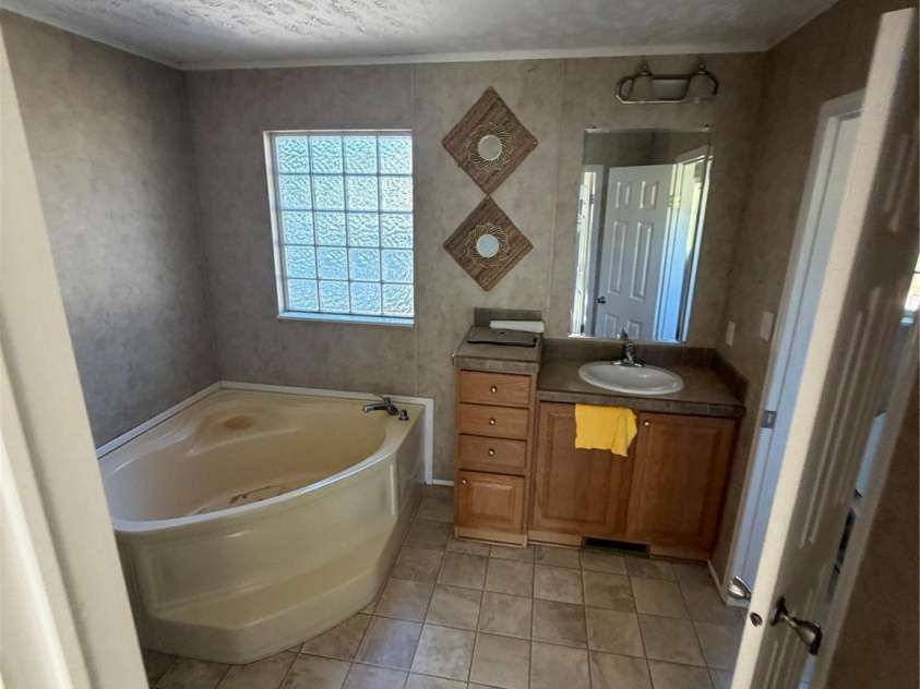 1352 Williamson Road, Shelby, NC 28150.  MLS# CAR4429882, YatesRealty ID 53734. 