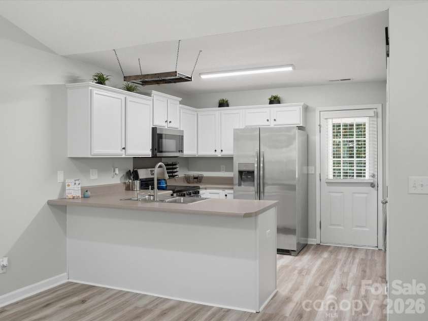 545 Weavers Crossing, Fort Mill, SC 29715.  MLS# CAR4429864, YatesRealty ID 53735. 