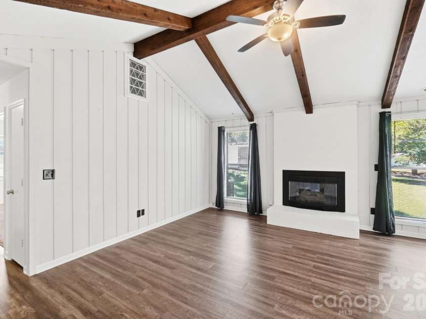 5921 Falstaff Drive, Charlotte, NC 28227.  MLS# CAR4429279, YatesRealty ID 53736. 