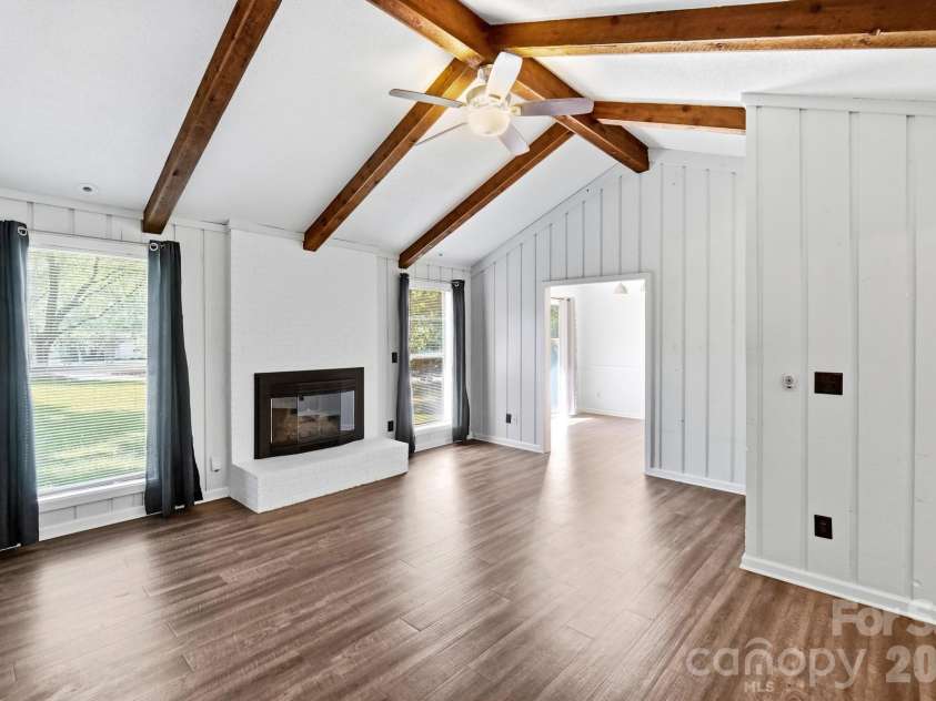 5921 Falstaff Drive, Charlotte, NC 28227.  MLS# CAR4429279, YatesRealty ID 53736. 