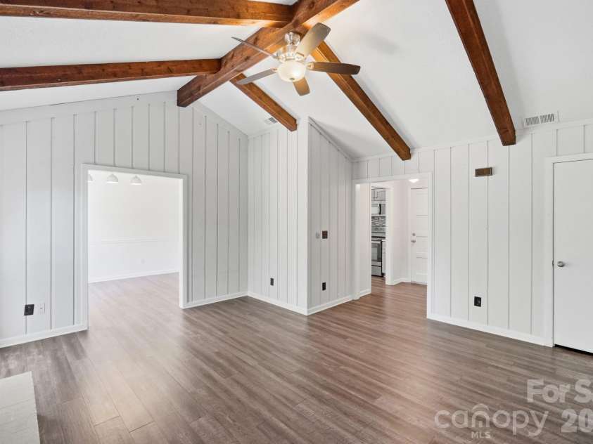 5921 Falstaff Drive, Charlotte, NC 28227.  MLS# CAR4429279, YatesRealty ID 53736. 