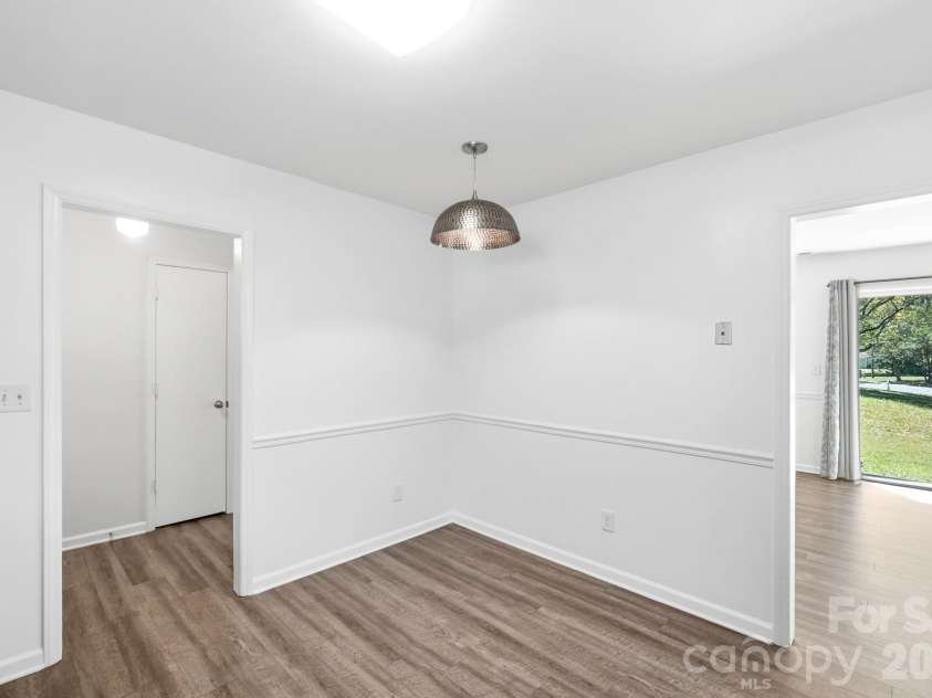 5921 Falstaff Drive, Charlotte, NC 28227.  MLS# CAR4429279, YatesRealty ID 53736. 