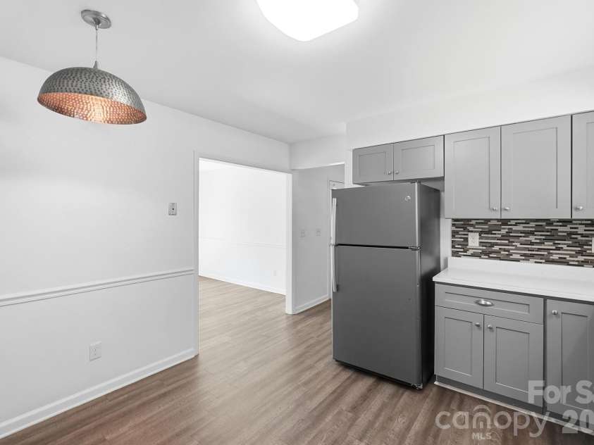 5921 Falstaff Drive, Charlotte, NC 28227.  MLS# CAR4429279, YatesRealty ID 53736. 