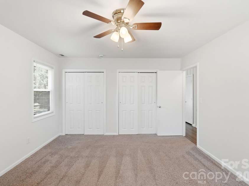 5921 Falstaff Drive, Charlotte, NC 28227.  MLS# CAR4429279, YatesRealty ID 53736. 