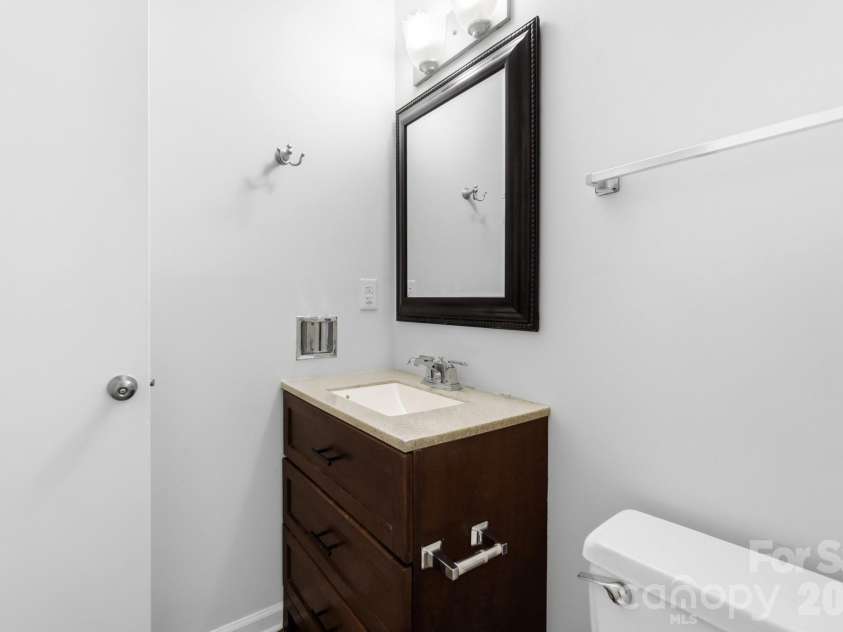 5921 Falstaff Drive, Charlotte, NC 28227.  MLS# CAR4429279, YatesRealty ID 53736. 