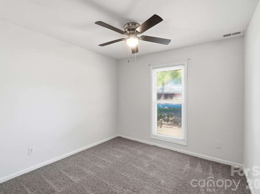 5921 Falstaff Drive, Charlotte, NC 28227.  MLS# CAR4429279, YatesRealty ID 53736. 