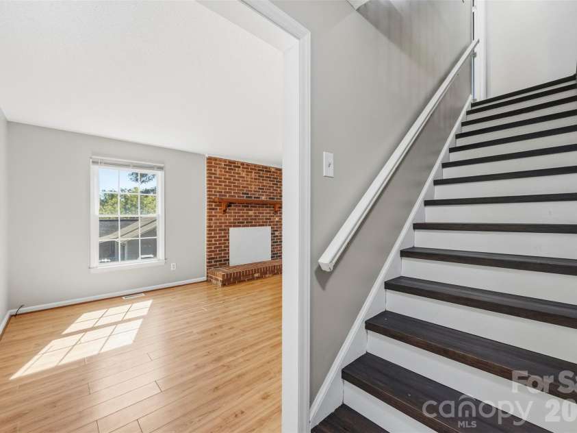 116 Beacon Hills Drive, Gastonia, NC 28056.  MLS# CAR4429885, YatesRealty ID 53738. 