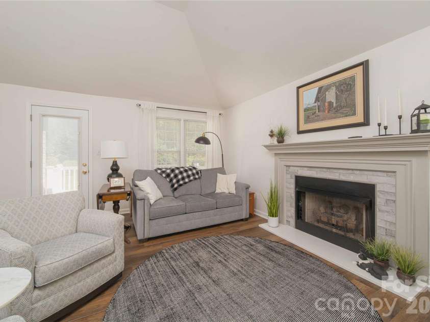 165 Scott Trace, Salisbury, NC 28147.  MLS# CAR4429732, YatesRealty ID 53739. 