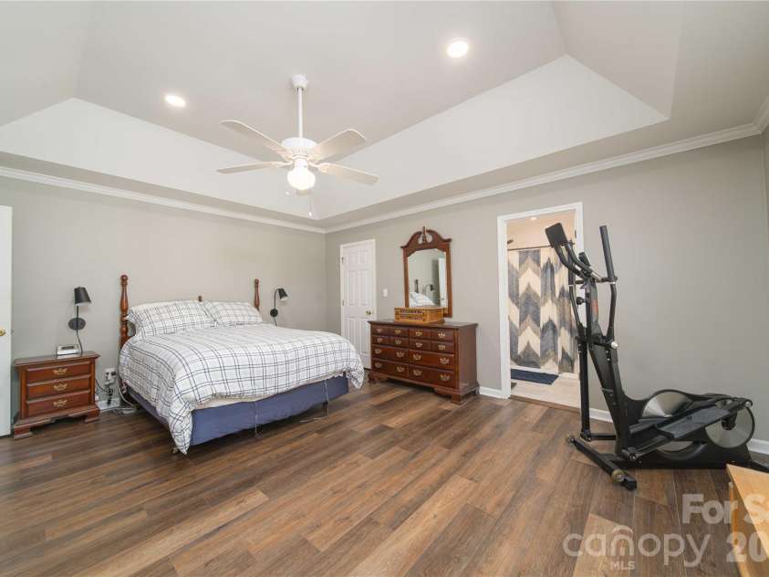 165 Scott Trace, Salisbury, NC 28147.  MLS# CAR4429732, YatesRealty ID 53739. 