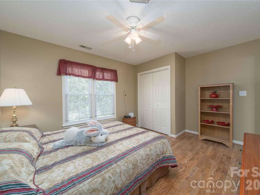 165 Scott Trace, Salisbury, NC 28147.  MLS# CAR4429732, YatesRealty ID 53739. 