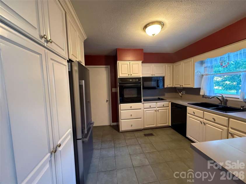 3204 Bass Avenue, Valdese, NC 28690.  MLS# CAR4429440, YatesRealty ID 53741. 