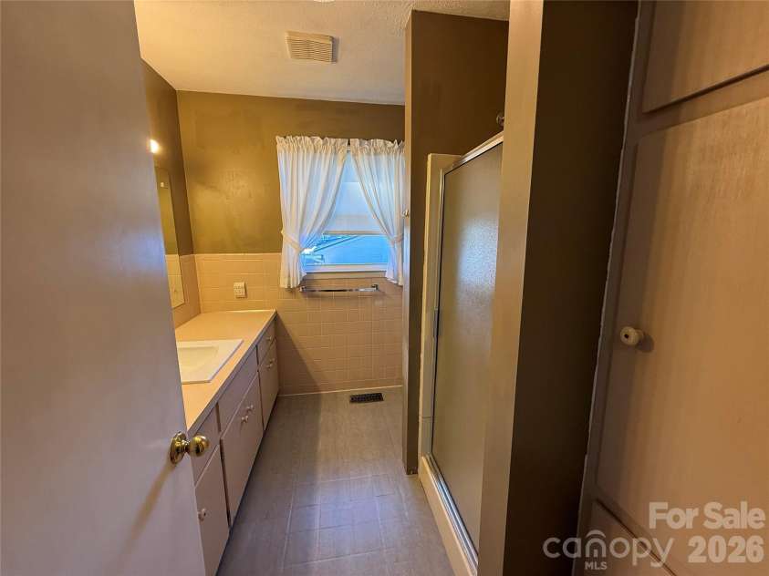 3204 Bass Avenue, Valdese, NC 28690.  MLS# CAR4429440, YatesRealty ID 53741. 