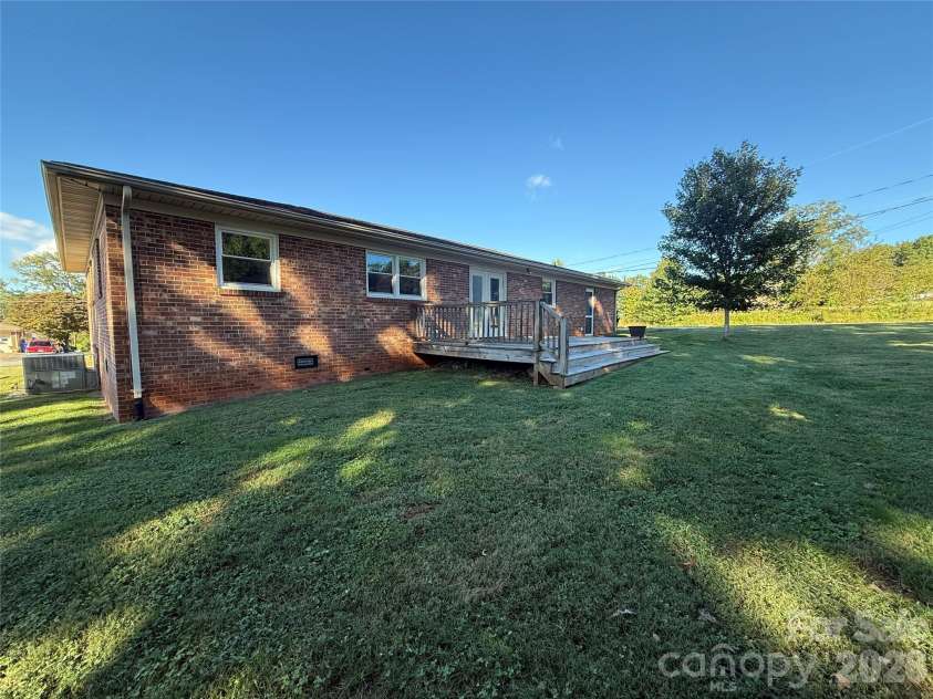 3204 Bass Avenue, Valdese, NC 28690.  MLS# CAR4429440, YatesRealty ID 53741. 