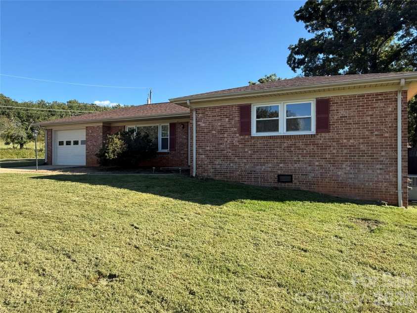 3204 Bass Avenue, Valdese, NC 28690.  MLS# CAR4429440, YatesRealty ID 53741. 
