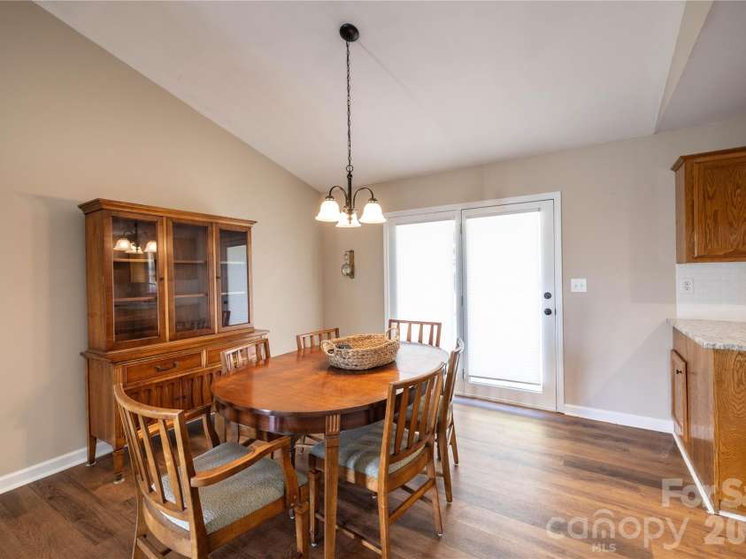 32802 Austin Road, New London, NC 28127.  MLS# CAR4428929, YatesRealty ID 53742. Dining Room