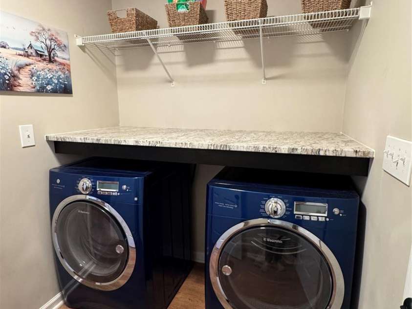 32802 Austin Road, New London, NC 28127.  MLS# CAR4428929, YatesRealty ID 53742. Laundry / Mud Room off Single car garage