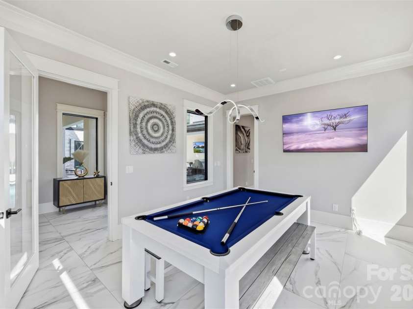 15650 Youngblood Road, Charlotte, NC 28278.  MLS# CAR4429465, YatesRealty ID 53745. 