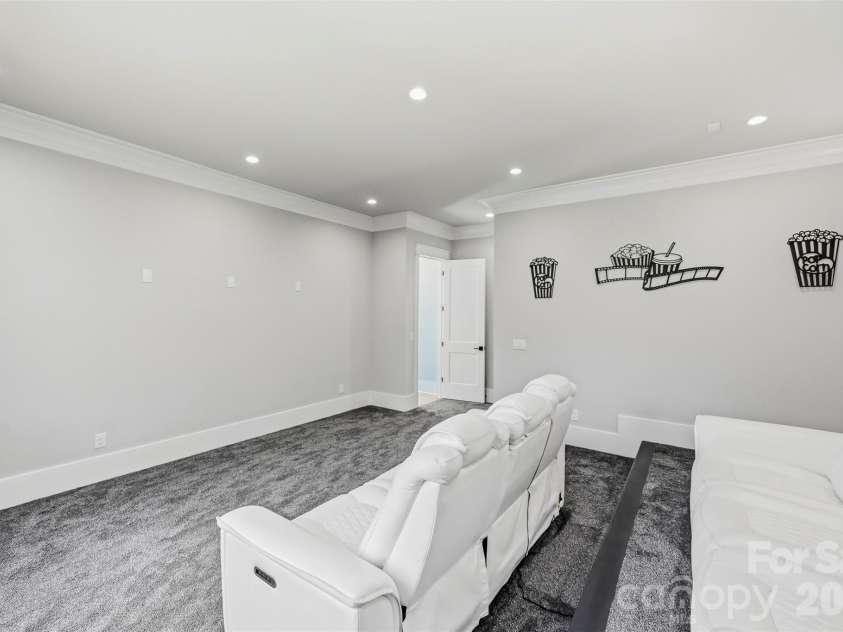 15650 Youngblood Road, Charlotte, NC 28278.  MLS# CAR4429465, YatesRealty ID 53745. 