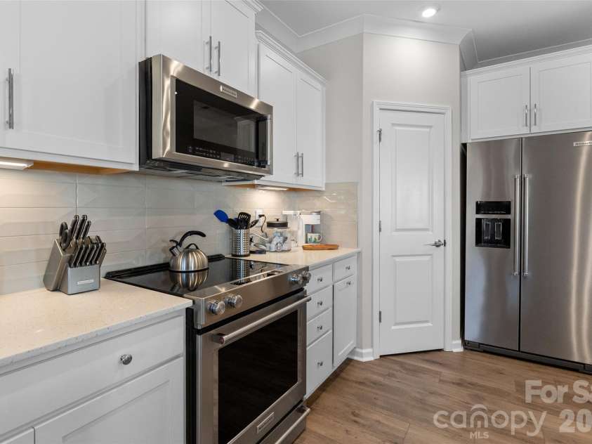 13042 Rover Street, Charlotte, NC 28273.  MLS# CAR4429809, YatesRealty ID 53747. 