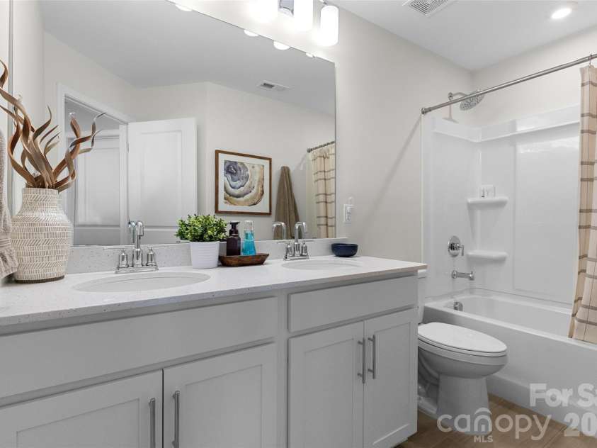 13042 Rover Street, Charlotte, NC 28273.  MLS# CAR4429809, YatesRealty ID 53747. 