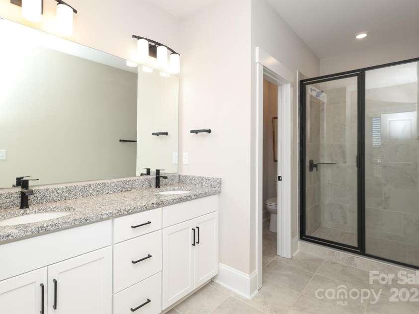 737 Veloway Drive, Rock Hill, SC 29730.  MLS# CAR4330358, YatesRealty ID 53747. Primary 2 Bath