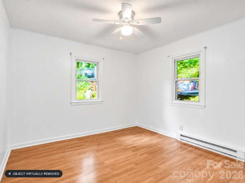 697 Courtney Drive, Hendersonville, NC 28792.  MLS# CAR4429227, YatesRealty ID 53752. 