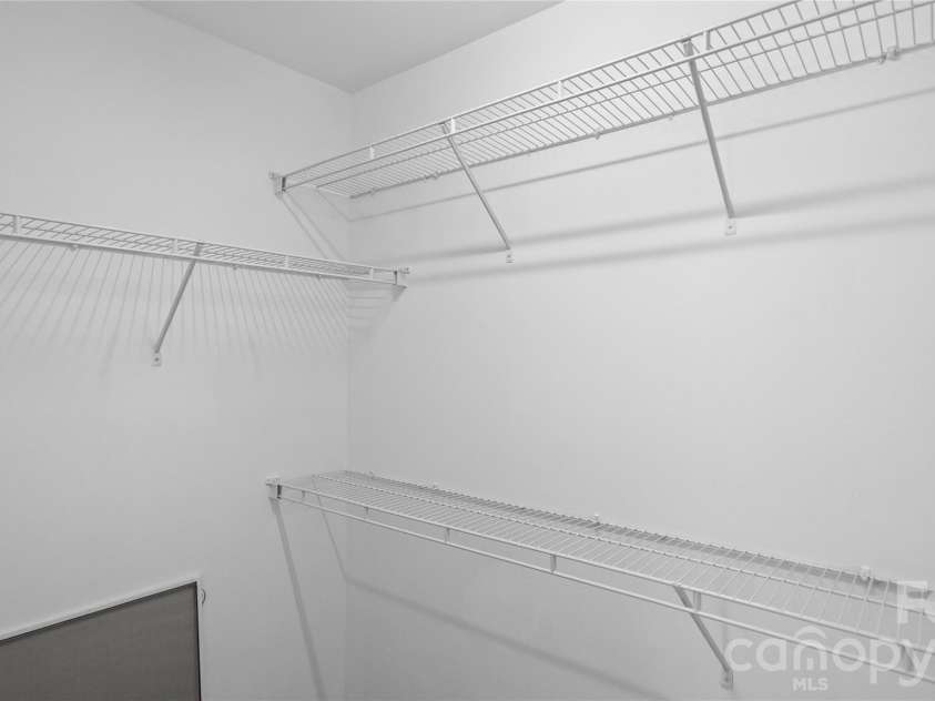 2859 Summergrove Court, Matthews, NC 28105.  MLS# CAR4429068, YatesRealty ID 53753. 
