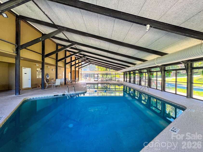901 Red Oak Drive, Hendersonville, NC 28791.  MLS# CAR4428905, YatesRealty ID 53754. 