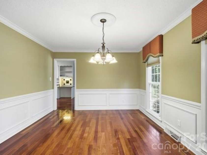 1677 Double Oaks Road, Fort Mill, SC 29715.  MLS# CAR4429426, YatesRealty ID 53755. Formal Dining