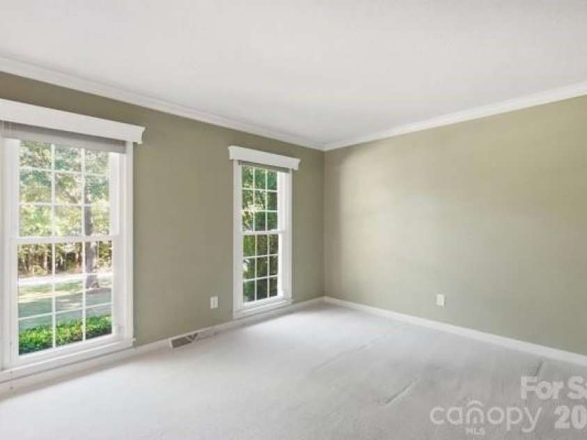 1677 Double Oaks Road, Fort Mill, SC 29715.  MLS# CAR4429426, YatesRealty ID 53755. Office