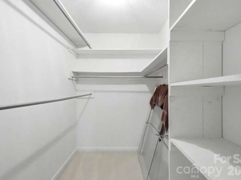 1677 Double Oaks Road, Fort Mill, SC 29715.  MLS# CAR4429426, YatesRealty ID 53755. Walk-in Closet