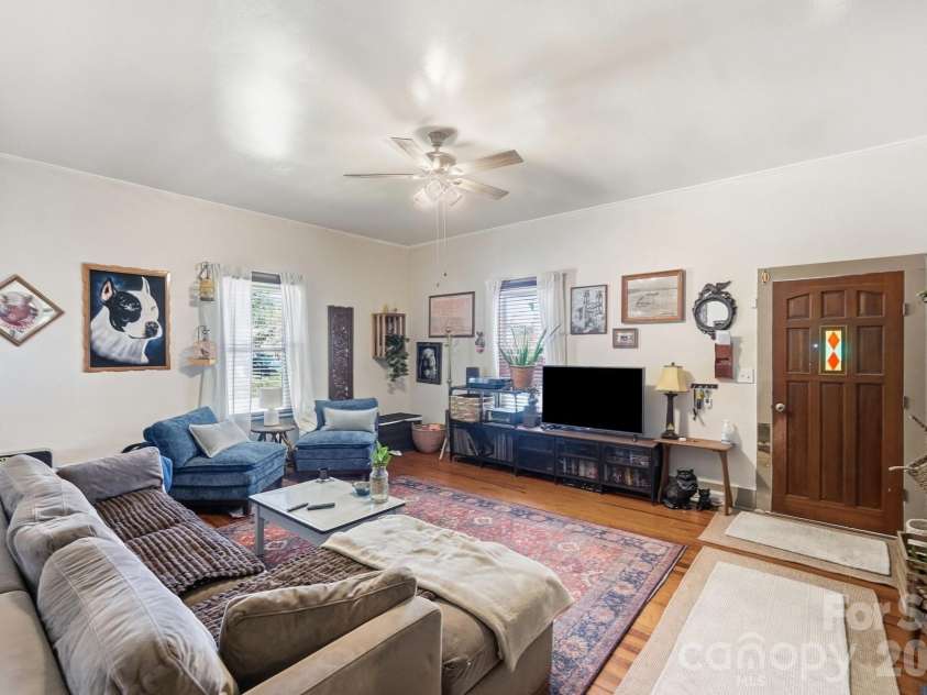 300 Rose Avenue, Kannapolis, NC 28083.  MLS# CAR4429381, YatesRealty ID 53757. 