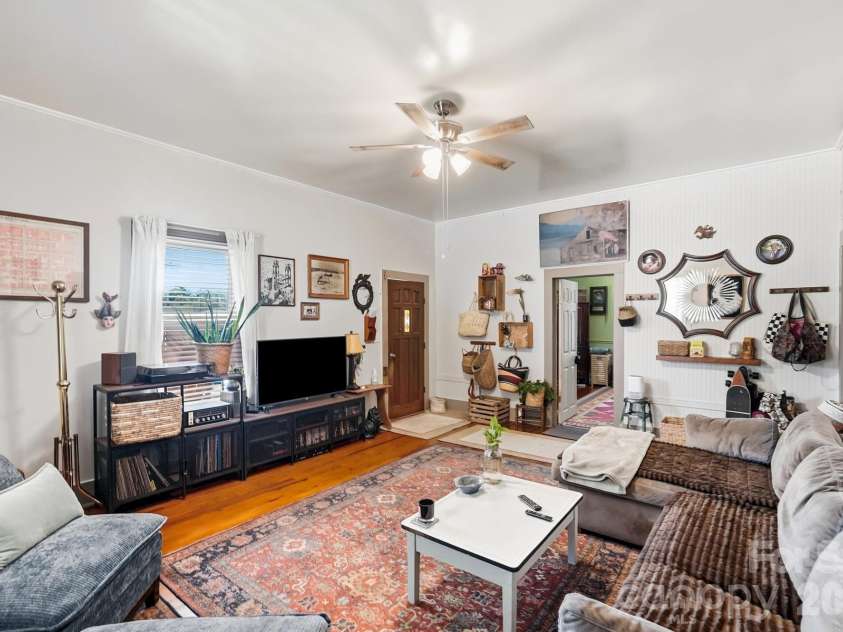 300 Rose Avenue, Kannapolis, NC 28083.  MLS# CAR4429381, YatesRealty ID 53757. 