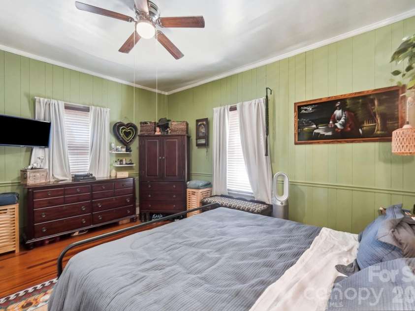 300 Rose Avenue, Kannapolis, NC 28083.  MLS# CAR4429381, YatesRealty ID 53757. 