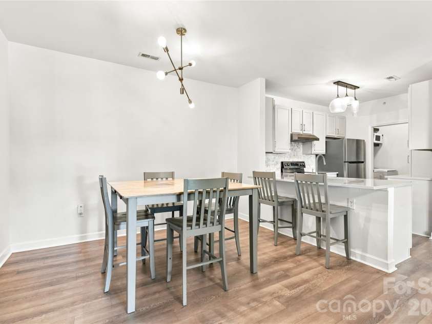 19819 Deer Valley Drive, Cornelius, NC 28031.  MLS# CAR4429510, YatesRealty ID 53758. 