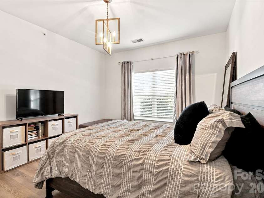 19819 Deer Valley Drive, Cornelius, NC 28031.  MLS# CAR4429510, YatesRealty ID 53758. 