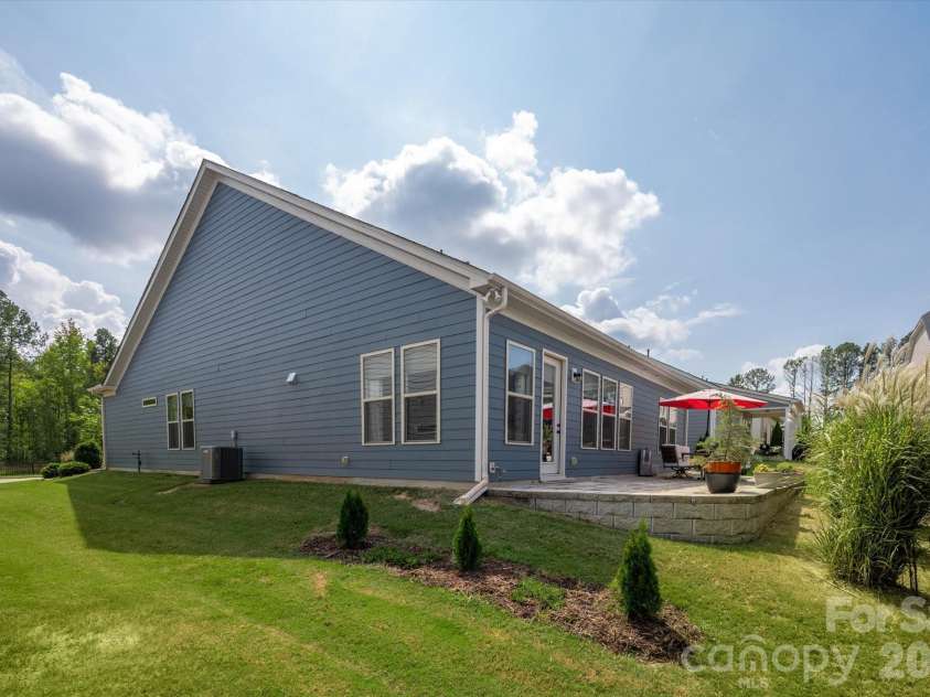215 Pintail Drive, Monroe, NC 28110.  MLS# CAR4429429, YatesRealty ID 53759. 