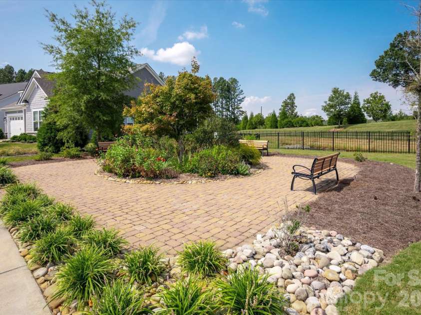 215 Pintail Drive, Monroe, NC 28110.  MLS# CAR4429429, YatesRealty ID 53759. Quaint Sitting Areas Throughout
