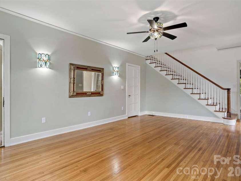 141 Madison Street, Marion, NC 28752.  MLS# CAR4398809, YatesRealty ID 5376. 