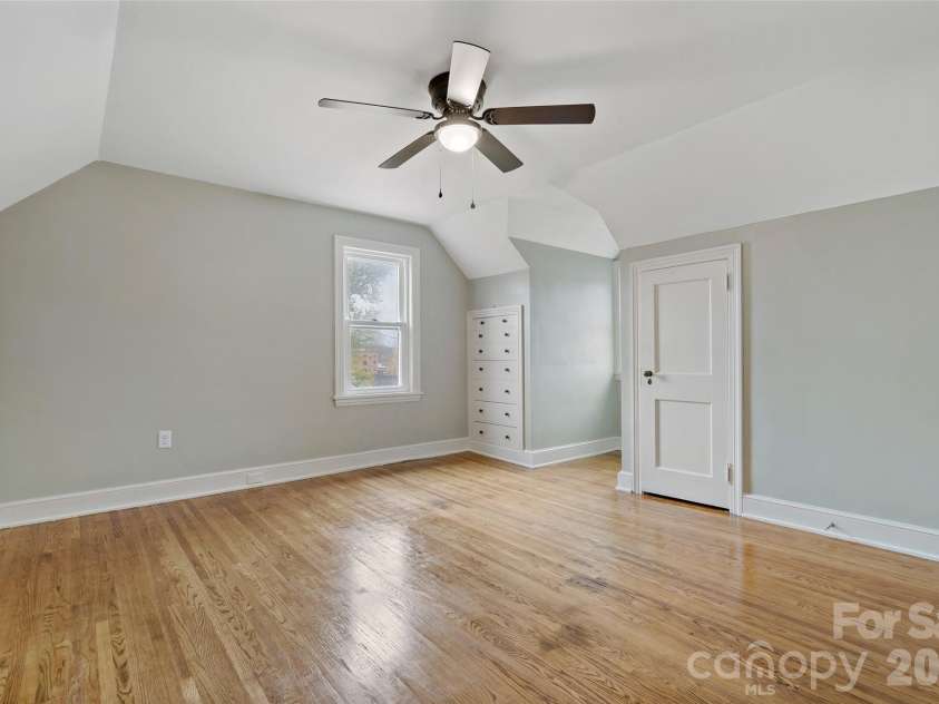 141 Madison Street, Marion, NC 28752.  MLS# CAR4398809, YatesRealty ID 5376. 