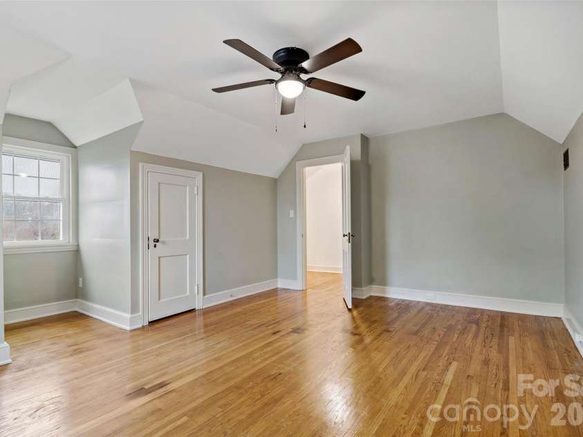 141 Madison Street, Marion, NC 28752.  MLS# CAR4398809, YatesRealty ID 5376. 